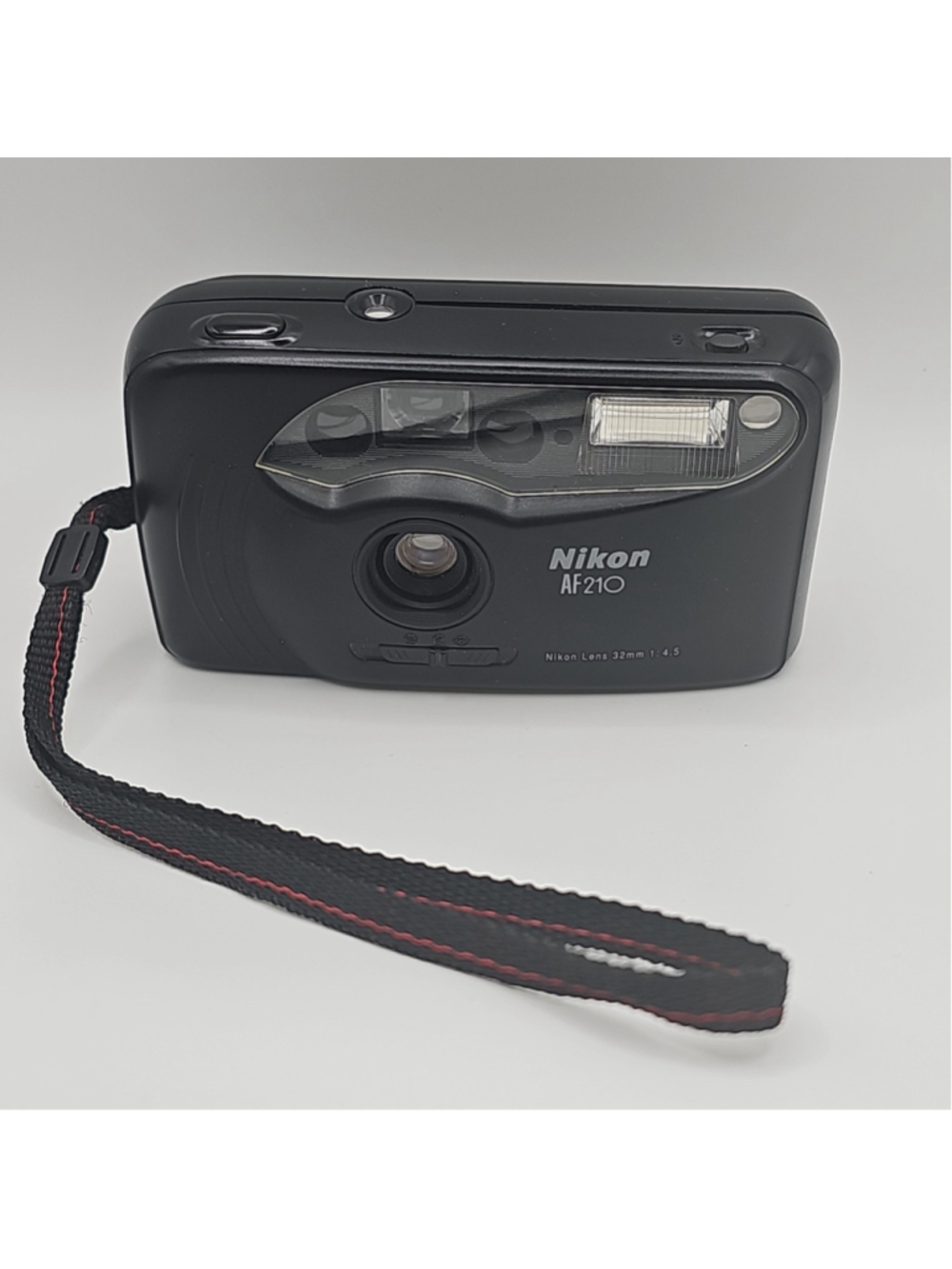 Nikon AF210 Compact 35mm Film Point & Shoot Camera Nikon Lens 32mm 1:4.5 Works